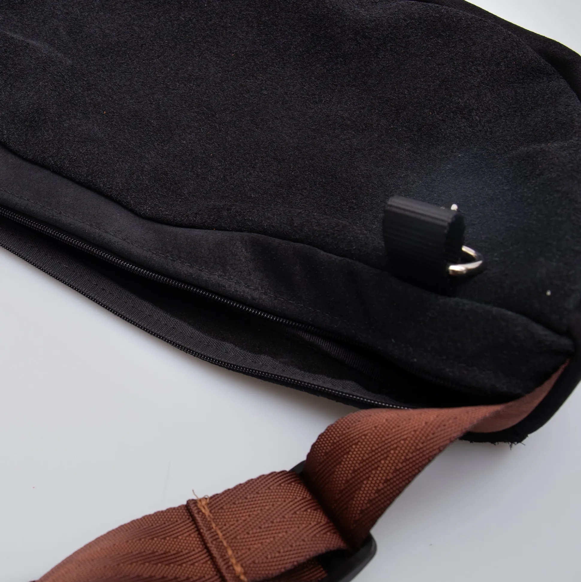 Bichon Pockets Everyday Suede Crossbody Slouch Bag - Black