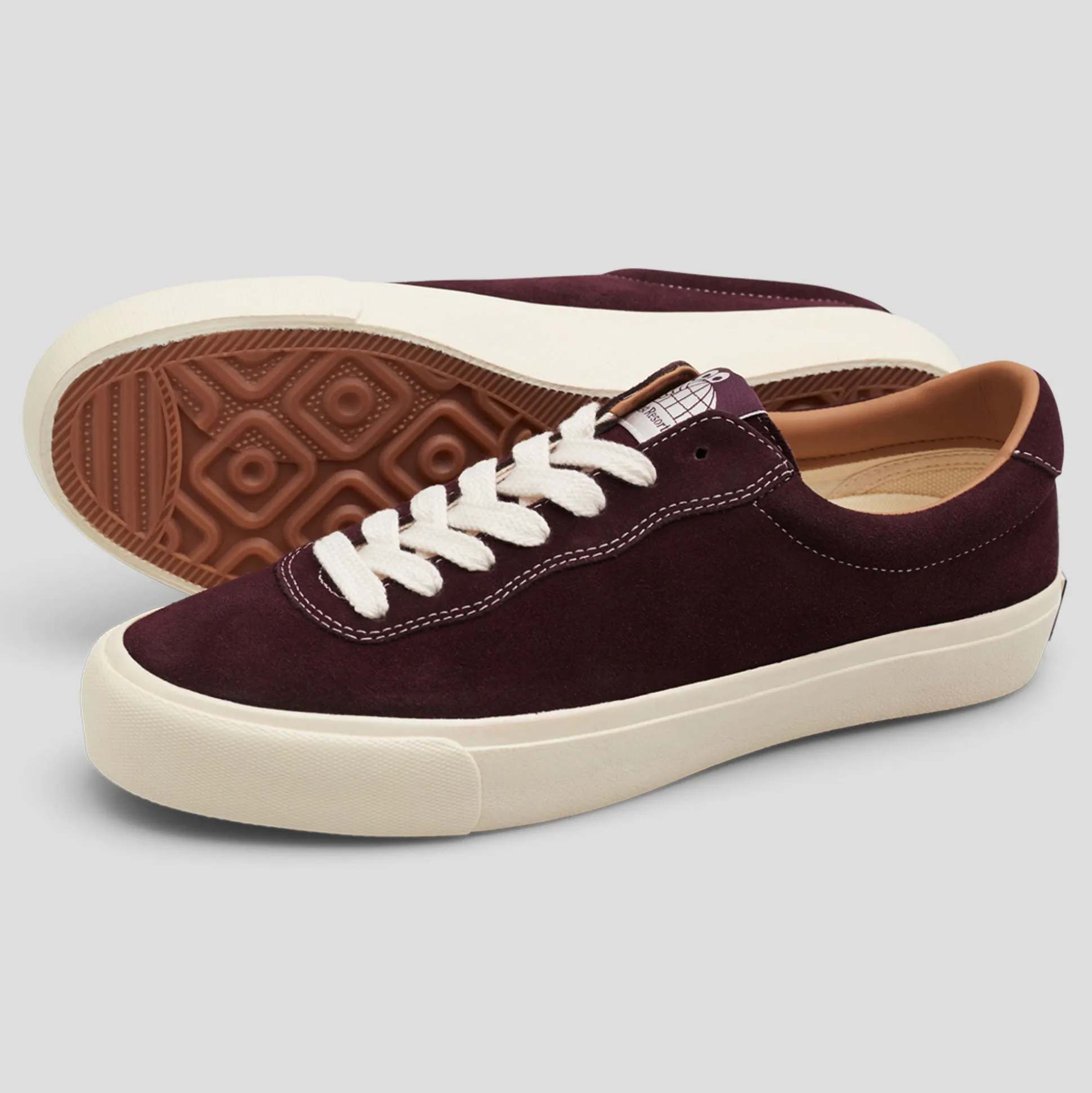 Last Resort AB VM001-Lo - Fig Red / White