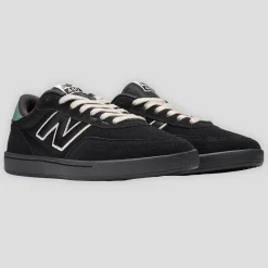 New Balance Numeric 440 V2 - Black / White