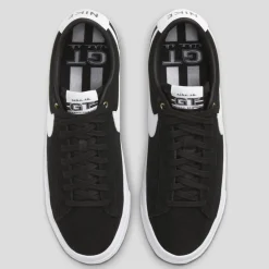 Nike SB Blazer Low Pro GT - Black / White
