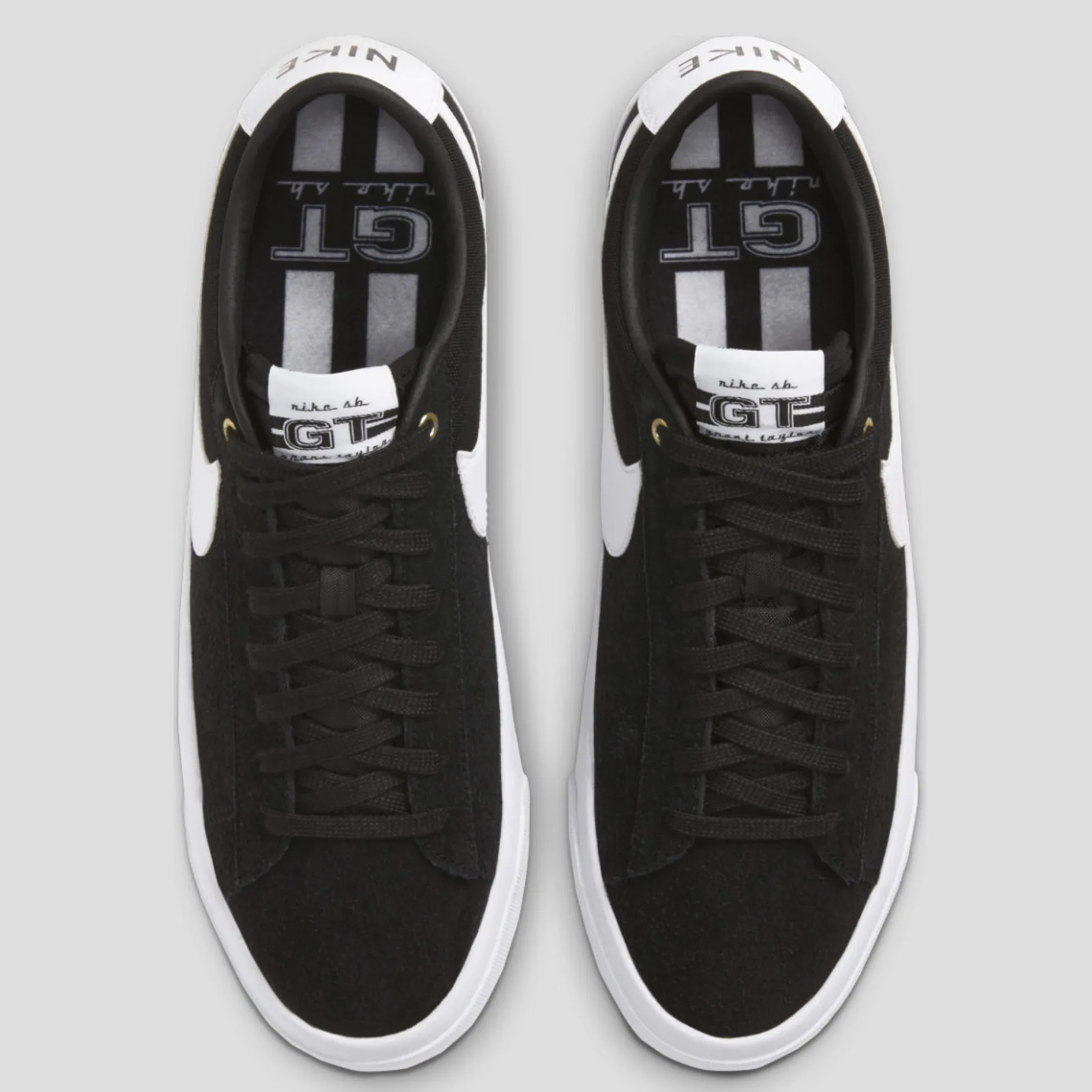 Nike SB Blazer Low Pro GT - Black / White