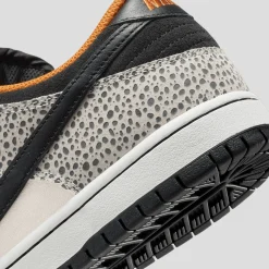 Nike SB Dunk Low Olympic Safari - Phantom / Chlorine Blue-Black