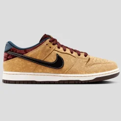 Nike SB Dunk Low Pro 'City of Cinema' - Celestial Gold / Black-Team Re