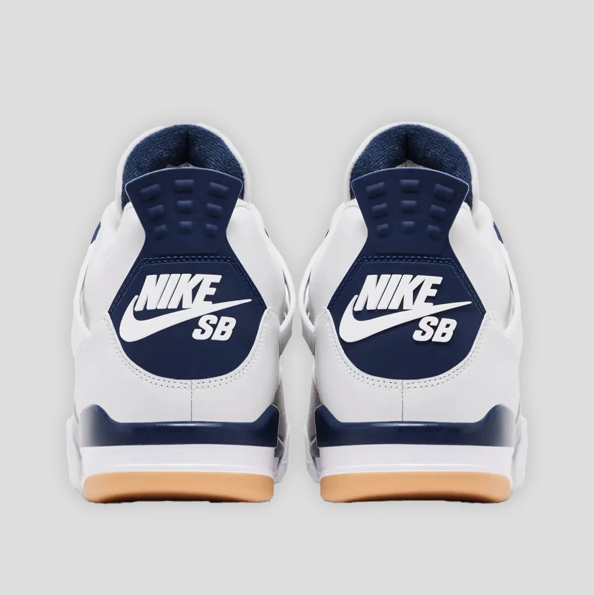 Nike SB x Air Jordan 4 Retro SB - Summit White / White - Navy - Neutra