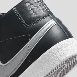 Nike SB Zoom Blazer Mid Mason Silva - Dark Obsidian / Metallic Silver