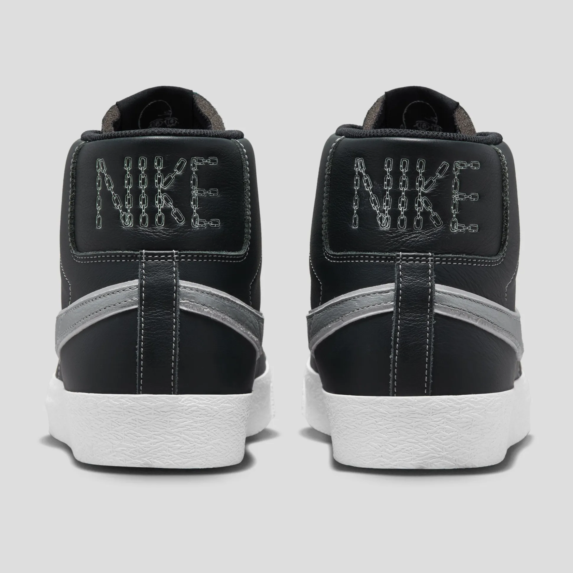 Nike SB Zoom Blazer Mid Mason Silva - Dark Obsidian / Metallic Silver