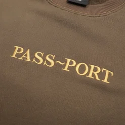 PASS~PORT "OFFICIAL ORGANIC" SWEATER CHOC