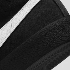 NIKE SB "BLAZER MID" SHOE BLACK/WHITE