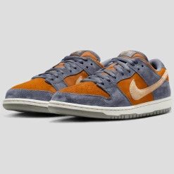 Nike SB Dunk Low Pro - Light Carbon / Sesame