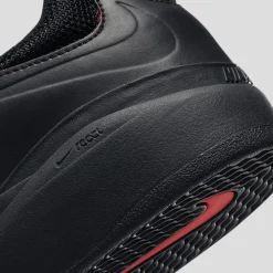 Nike SB Ishod - Black / University Red / Black
