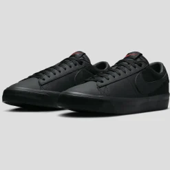 Nike SB Zoom Blazer Low Pro GT ISO - Black / Black